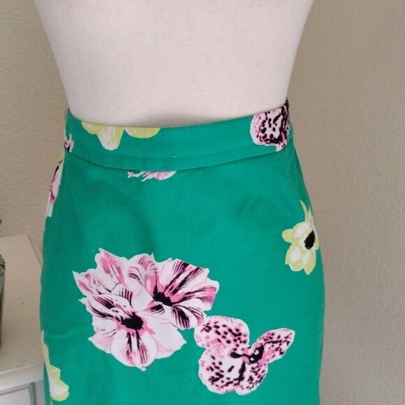 J. Jill "The Pencil Skirt" - Picture 2 of 9